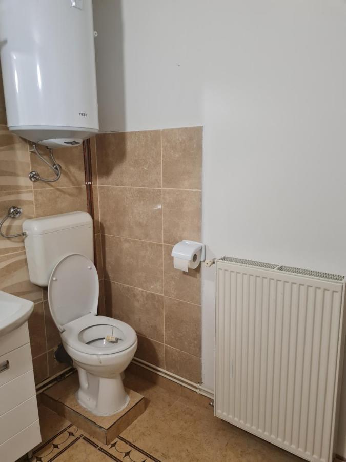 Apartman Nika Otocac Luaran gambar